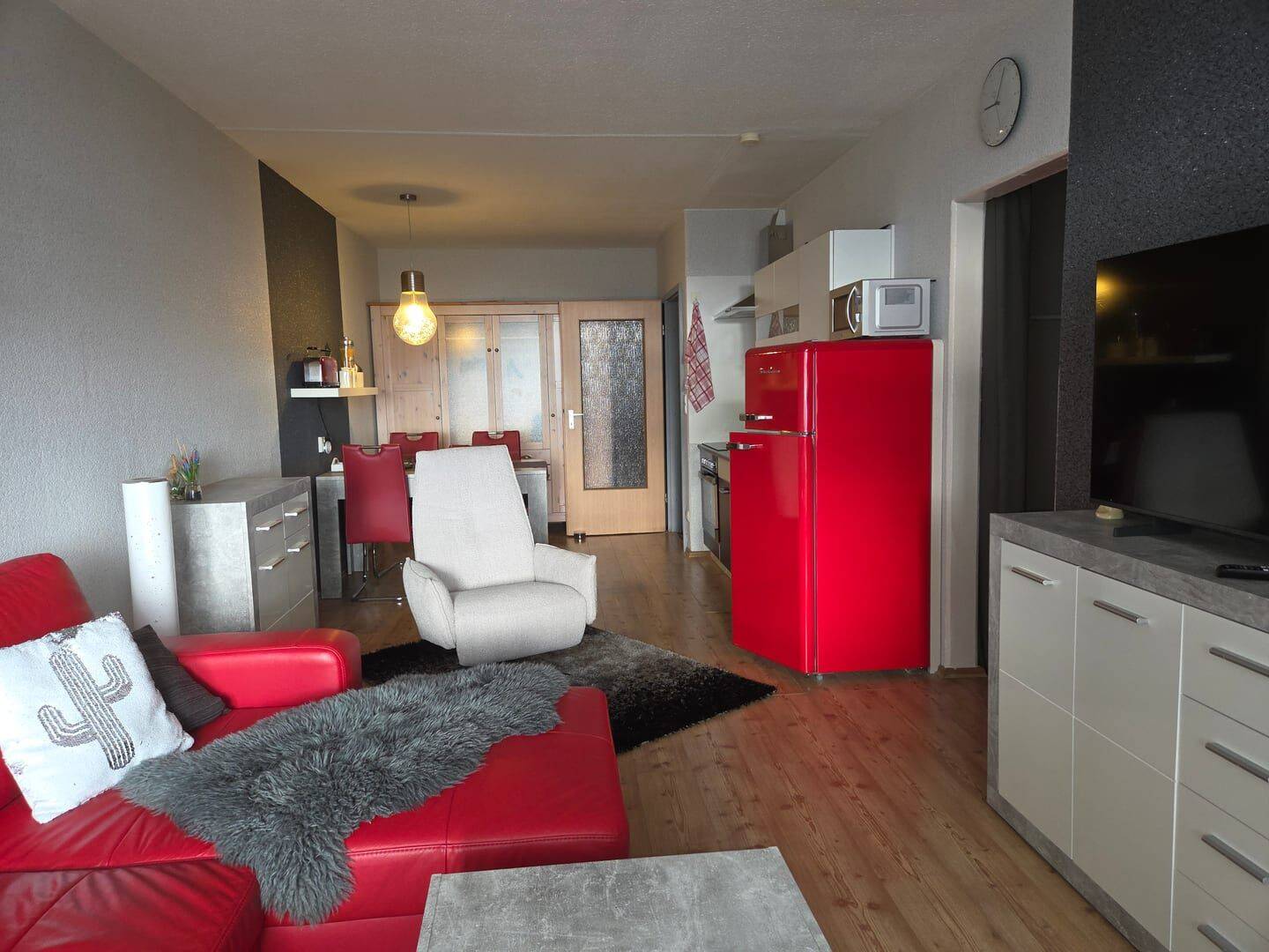 Renovierte u. modern möblierte Ferienwohnung, 38644 Goslar
