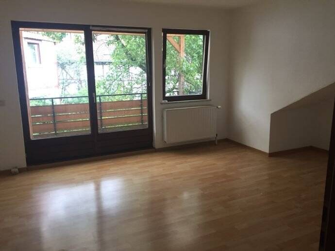 3-Zimmer DG Wohnung mit Balkon in Göttingen – Weende (Uni-Nähe), 37077 Göttingen