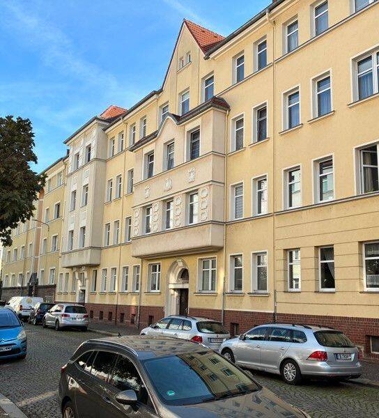 Aufgepasst: Zwei-Zimmer-Wohnung mit Einbauküche, 4347 Leipzig (Heiterblick Schönefeld Schönefeld-Abtnaundorf Schönefeld-Ost Thekla)