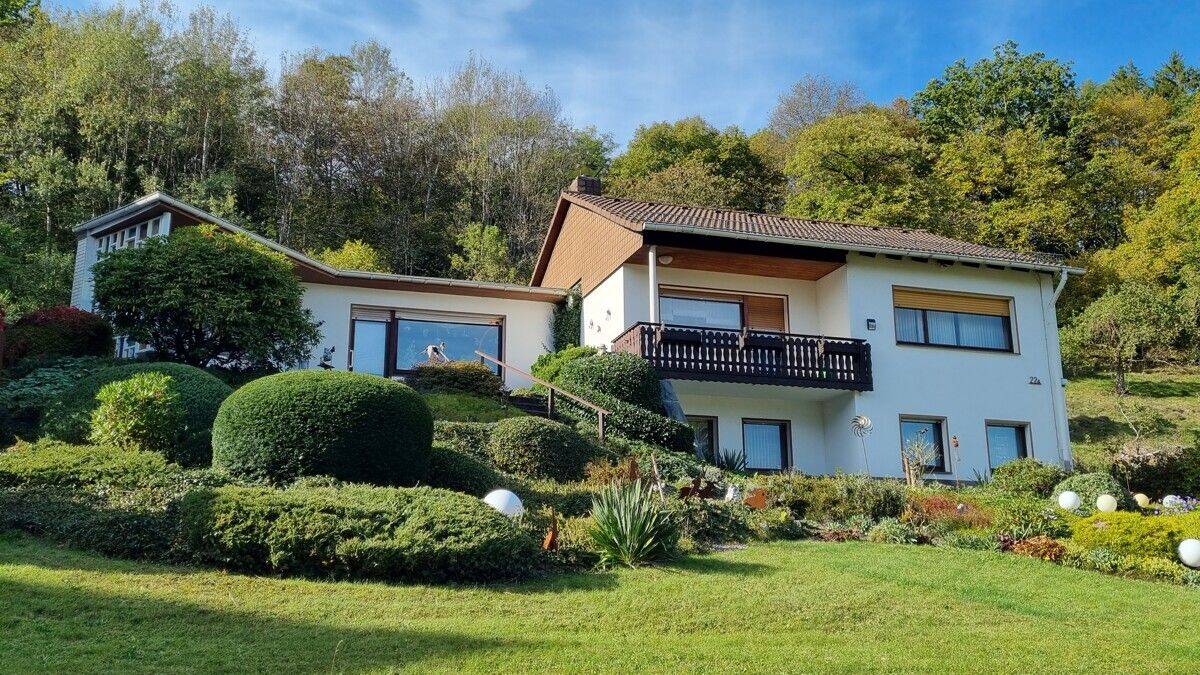 Gemütliches Einfamilienhaus mit Einliegerwohnung auf liebevoll gepflegtem Grundstück, 58791 Werdohl