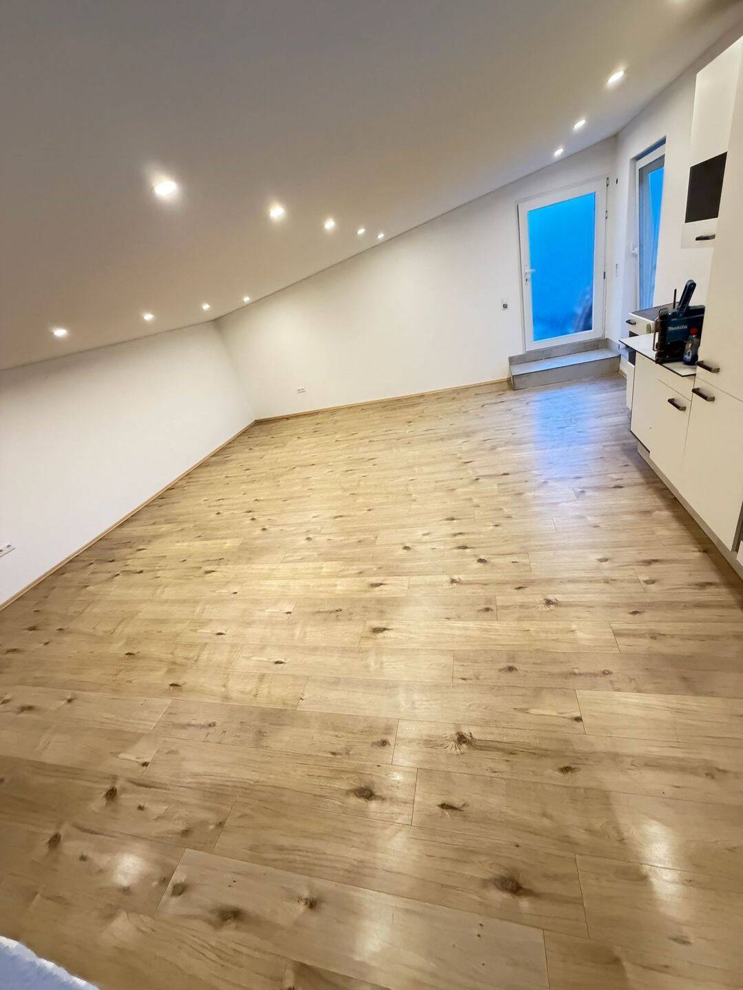 Penthouse 2 Zimmer Wohnung, 78183 Hüfingen