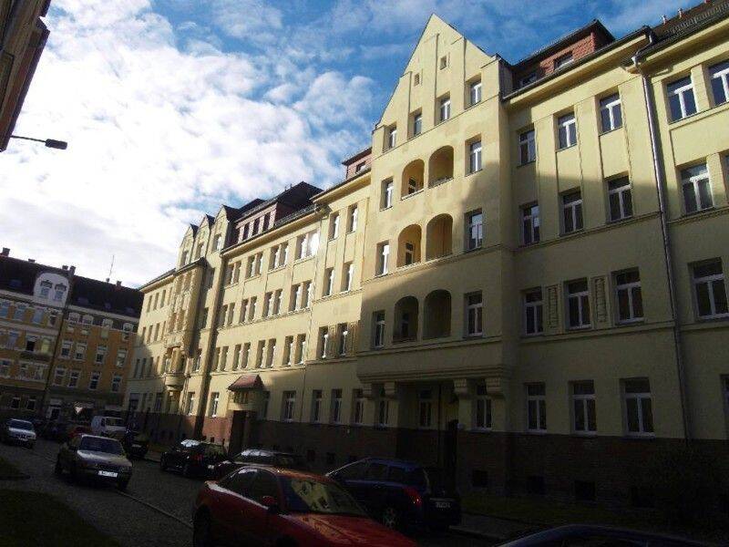 3 Raum Wohnung mit Balkon in Sanierung, 4317 Leipzig (Neustadt-Neuschönefeld Reudnitz-Thonberg Zentrum-Ost)