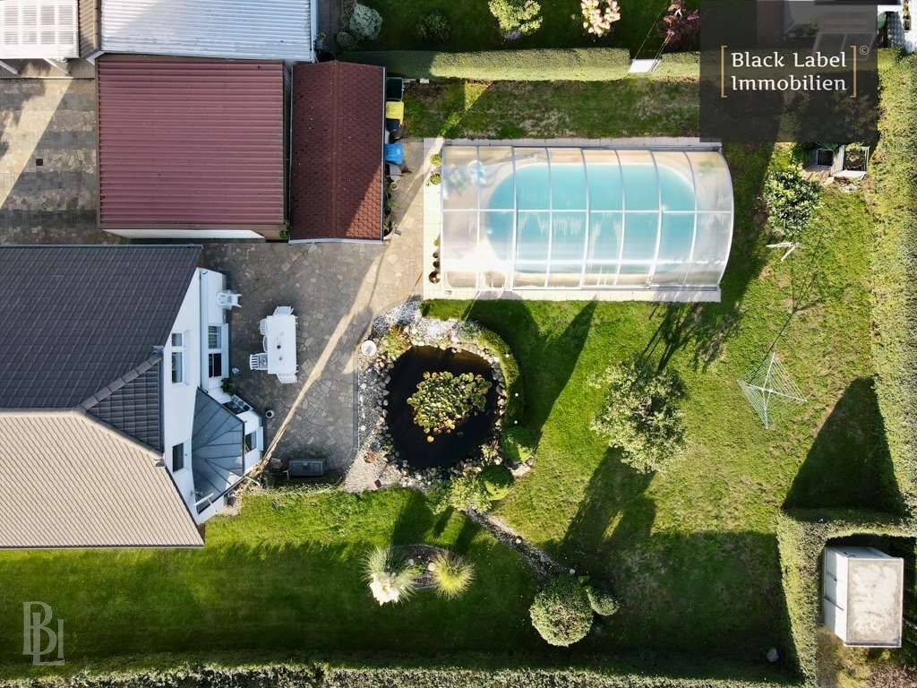 Freistehendes Einfamilienhaus, 4 Zimmer, voll möbliert, überdachter Pool und vielem mehr, 16845 Neustadt (Dosse)