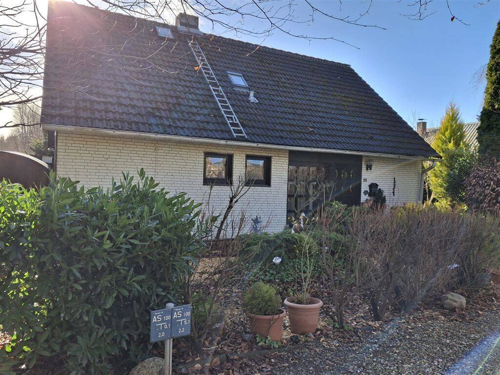 Einfamilienhaus in Ostseenähe,Nähe Eutin, ideal für die Familie mit Handwerker, Traum Grundstück!, 23701 Süsel