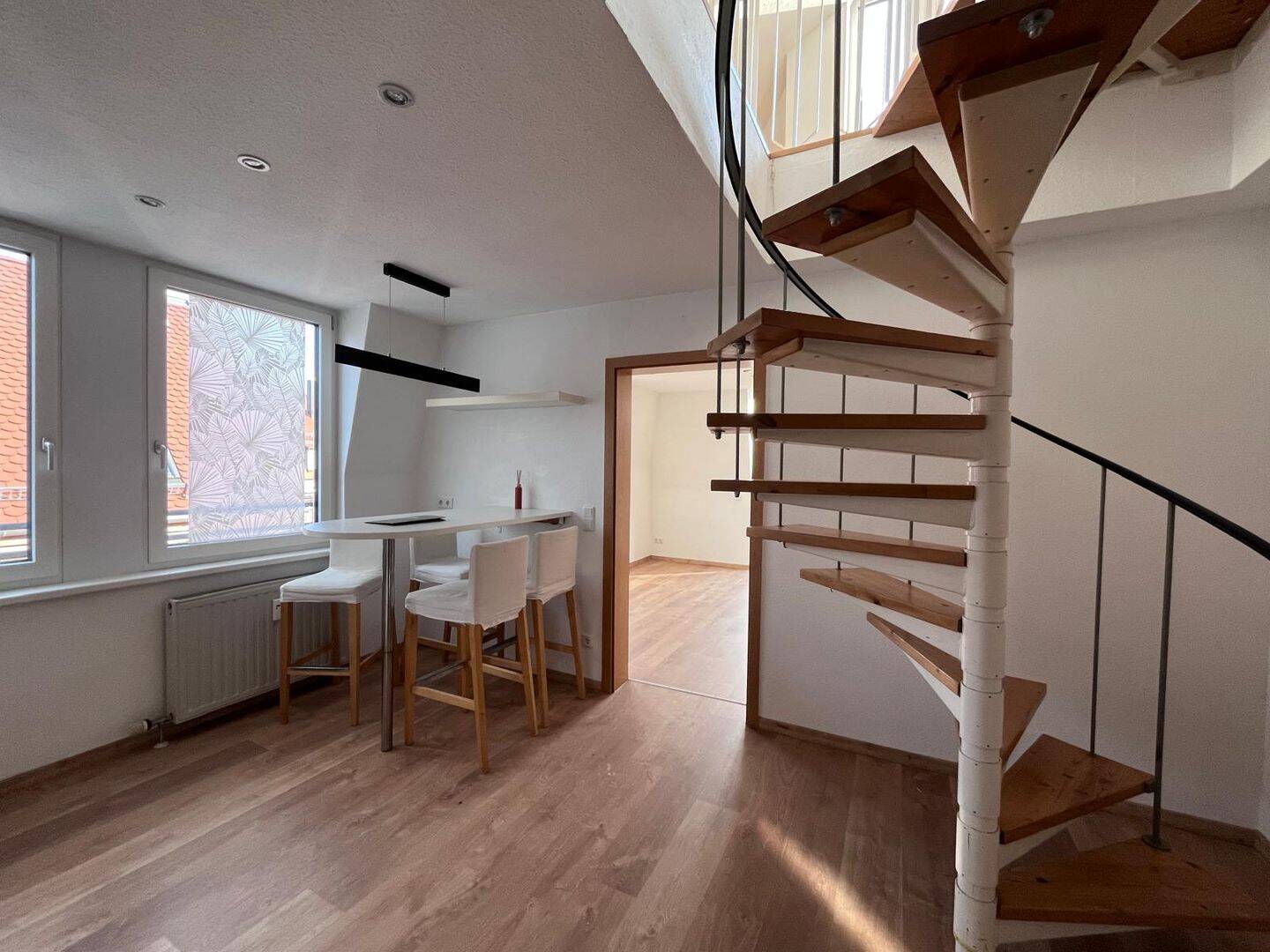 Helle Maisonette mit Balkon & Dachloggia – Top Lage Nürnberg, 90459 Nürnberg