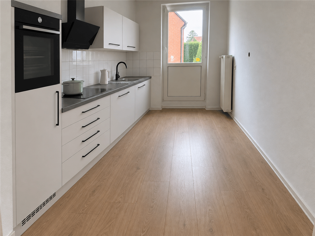 Schicke 3-Zimmer-Wohnung mit Balkon und toller EBK, 32427 Minden