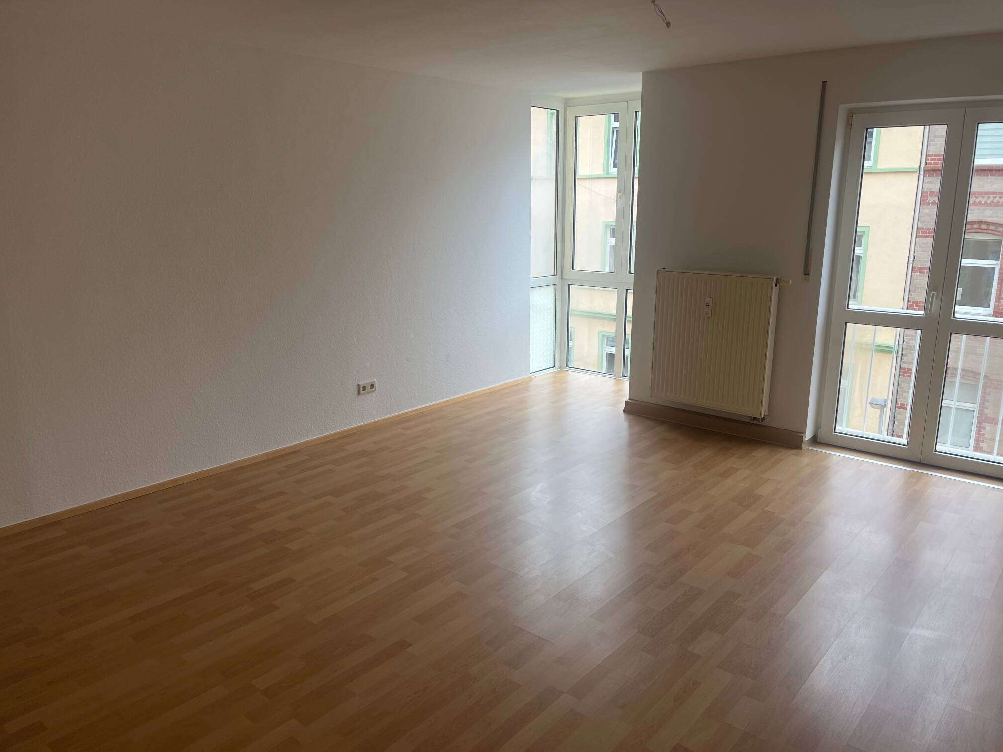 Helle 2-Raum Wohnung in Gera zentral, 7545 Gera (Bieblach Innenstadt Ostviertel Pforten Untermhaus)