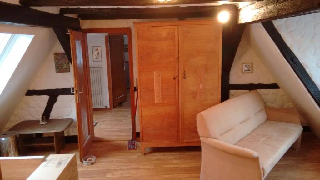 18 m2-Zimmer, WG, historisches Altbauhaus + Garten, 70599 Stuttgart