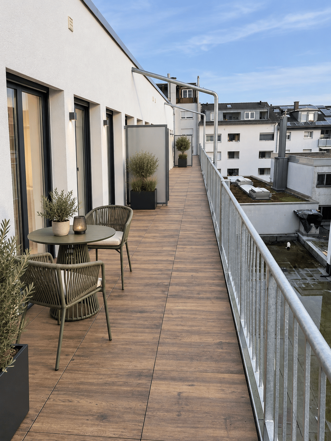 Erstbezug nach Sanierung | Stilvolle 2-Zimmer-Wohnung mit Terrasse, EBK & Tiefgarage, 75175 Pforzheim