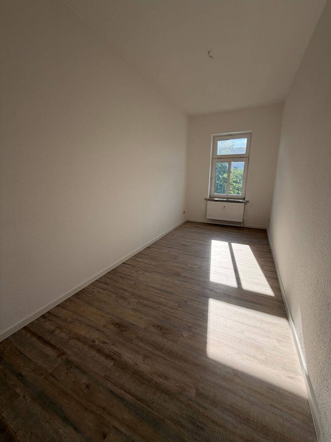 Frisch renovierte 3-Zimmer-Wohnung in ruhiger und gut angebundener Lage, 4357 Leipzig (Mockau-Nord Mockau-Süd Schönefeld-Abtnaundorf)