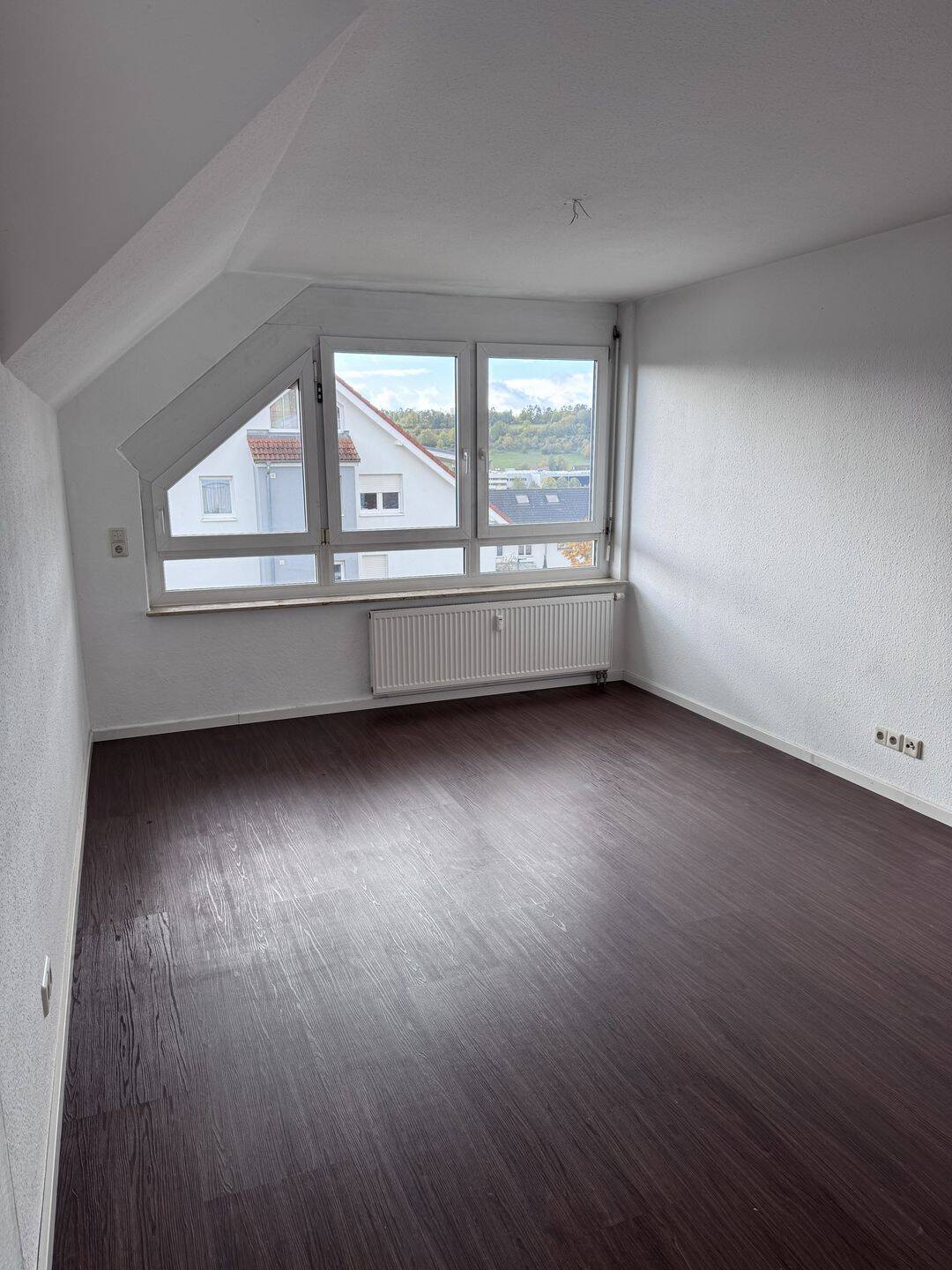 Freundliche 2-Zimmer-Wohnung in Renningen-Malmsheim, 71272 Renningen