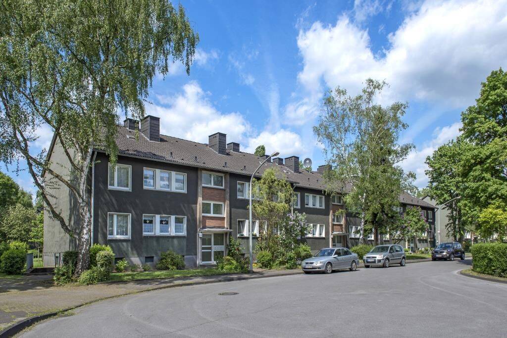 Super schöne Wohnung mit Laminatboden und Blick ins Grüne, 47137 Duisburg (Mittelmeiderich Obermeiderich Untermeiderich)