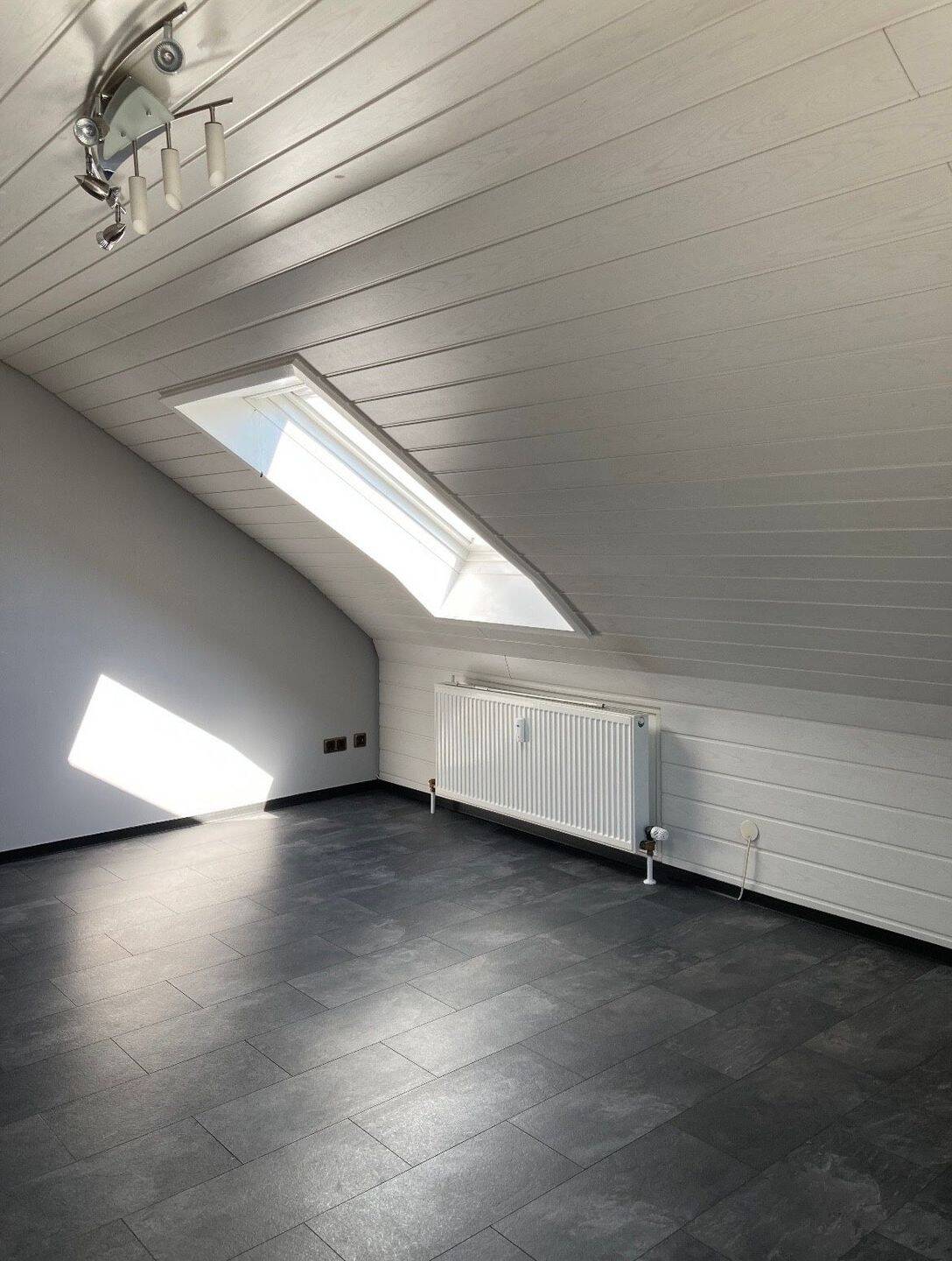 3-Zimmer Dachgeschosswohnung in Öhringen Nord, 74613 Öhringen