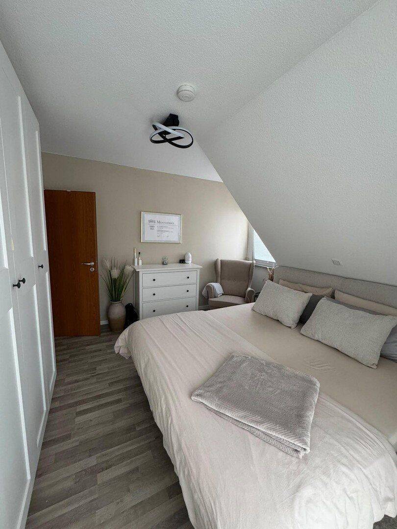 Moderne 3 Zimmer Wohnung inklusive Aufzug in Diepersdorf, 91227 Leinburg