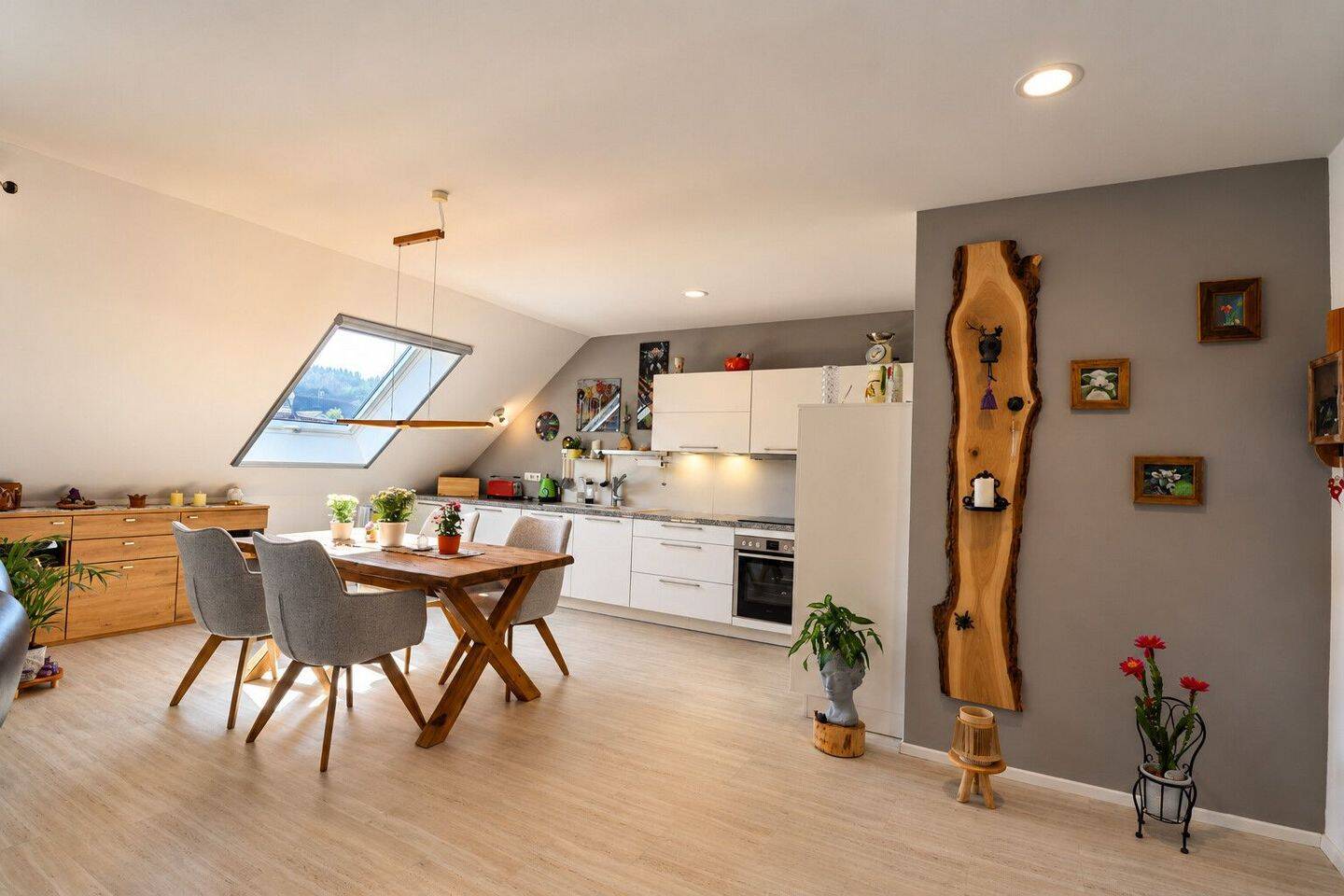 „Clara“ – Moderne 4-Zimmer-Wohnung, 87730 Bad Grönenbach