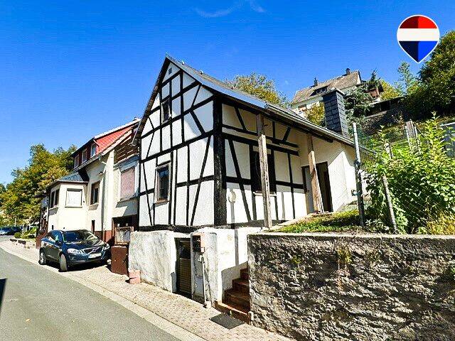 Kleines Einfamilienhaus in Weinbach sucht neuen Eigentümer, 35796 Weinbach