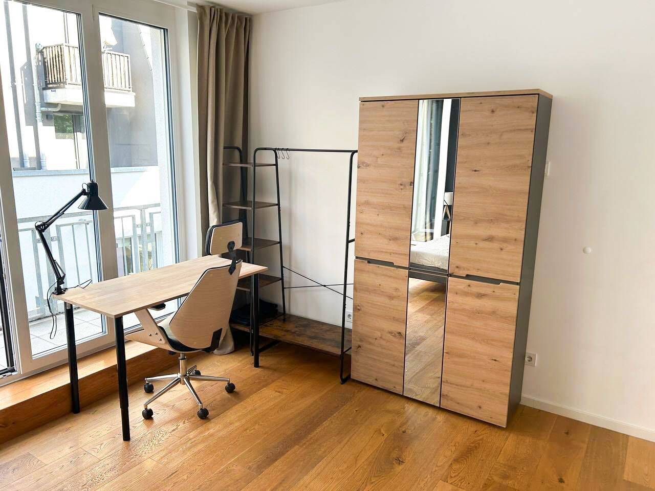 Voll möbliertes Neubau-Studio mit großer Loggia – Berlin-Lichtenberg, 10315 Berlin (Lichtenberg Hohenschönhausen Friedrichsfelde Kleingartenanlage Bielefeld Kleingartenanlage Mühlenberg)