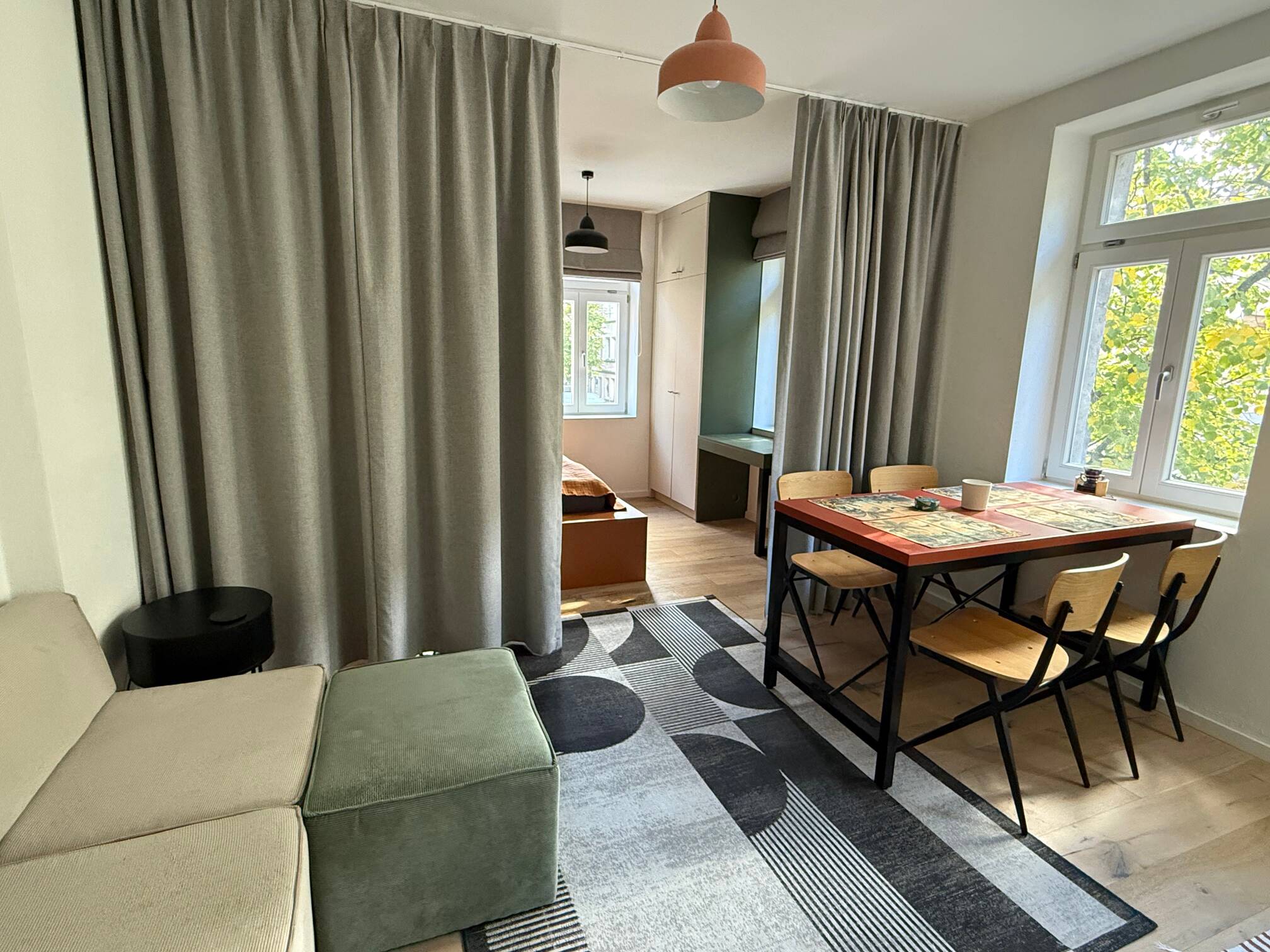 # Urban Living in Gostenhof: Hochwertig möbliertes Apartment im energetisch sanierten Gründerzeithaus, 90429 Nürnberg