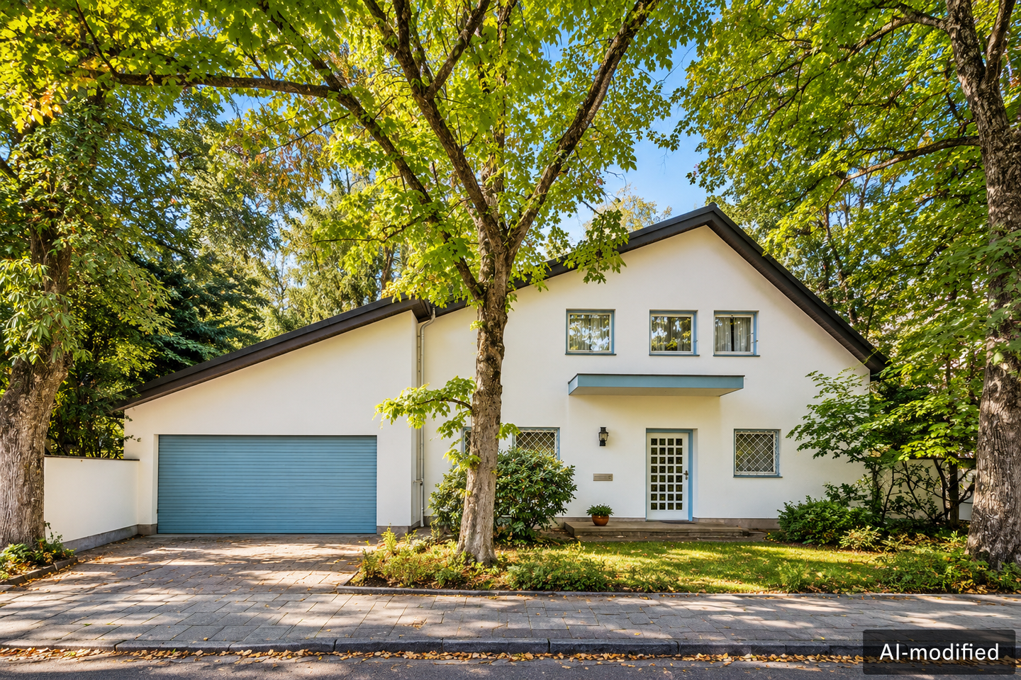Großzügiges Einfamilienhaus auf weitläufigem Grundstück in Harlaching, 81545 München (Untergiesing-Harlaching)