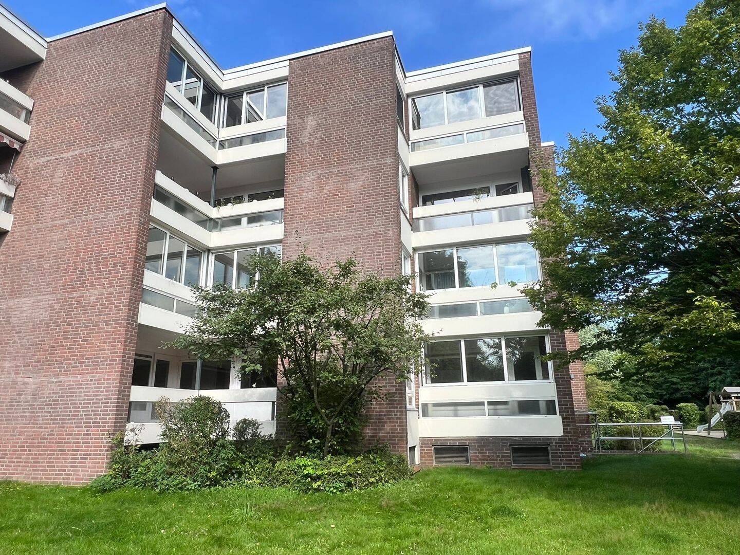Barrierearme 3-Zimmer Wohnung in zentraler Lage in Poppenbüttel, 22395 Hamburg (Wandsbek Bergstedt Poppenbüttel Sasel Wohldorf-Ohlstedt)