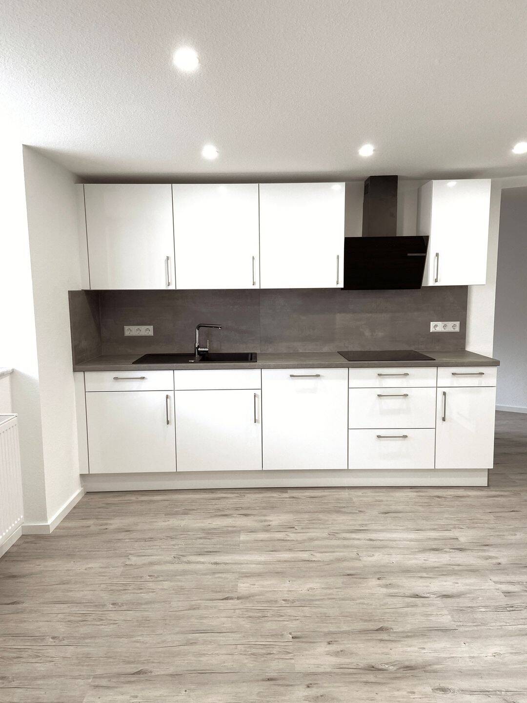 Attraktive 3 Zimmer Wohnung mit gehobener Innenausstattung, 72348 Rosenfeld