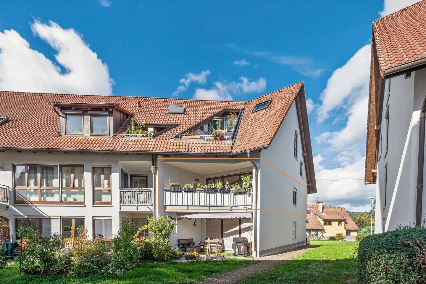 Zentrale 3-Zimmerwohnung mit überdachtem Balkon und EBK, 79199 Kirchzarten