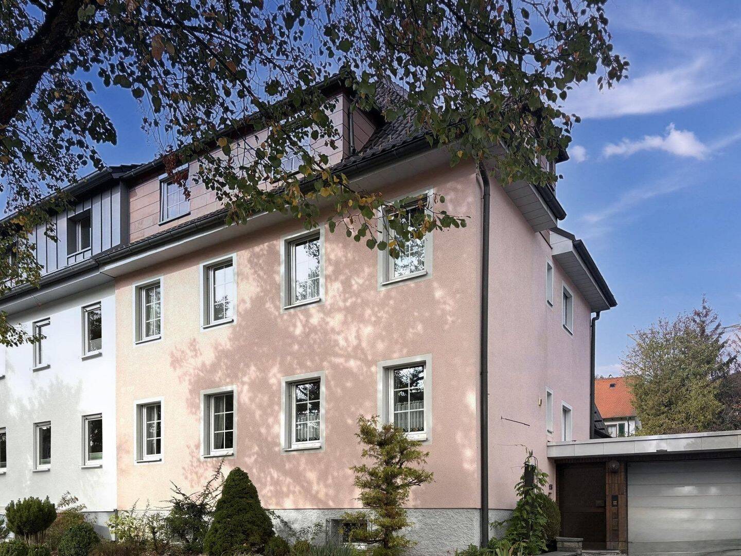 Charmante Doppelhaushälfte mit Garage, 72458 Albstadt