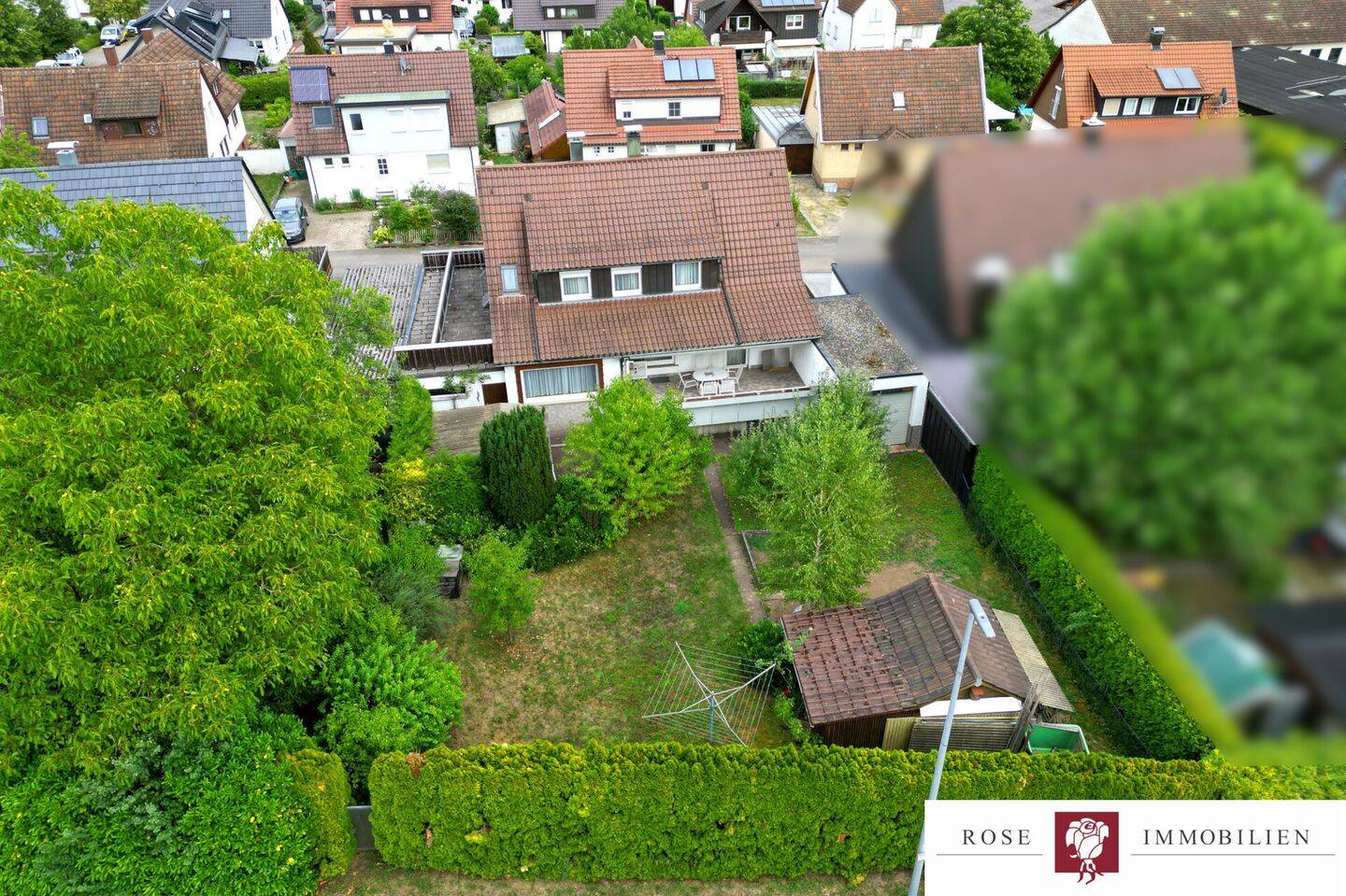 Renovierungsbedürftiges EFH mit Garten, 2 Garagen und viel Potenzial in Sackgassenlage von Urbach, 73660 Urbach