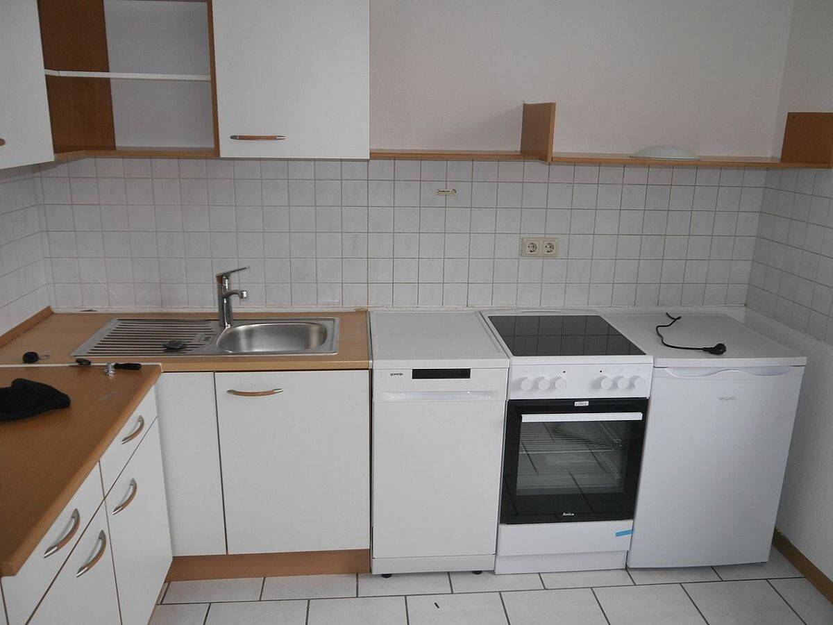 GEPFLEGTE RUHE FÜR SINGLES! 1-Zi.-Wohnung mit Einbauküche, 99089 Erfurt (Altstadt Andreasvorstadt Berliner Platz Ilversgehofen Rieth)