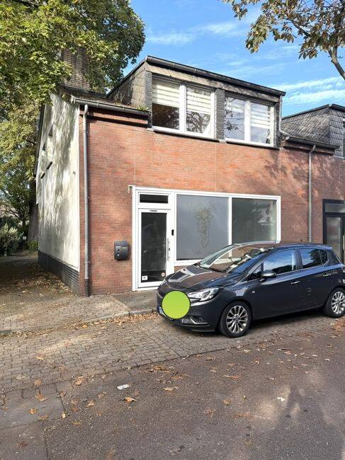 Helle 2-3 Zimmer Wohnung mit eigenem Eingang und großem Balkon in Duisburg-Baerl!, 47199 Duisburg (Baerl Hochheide)