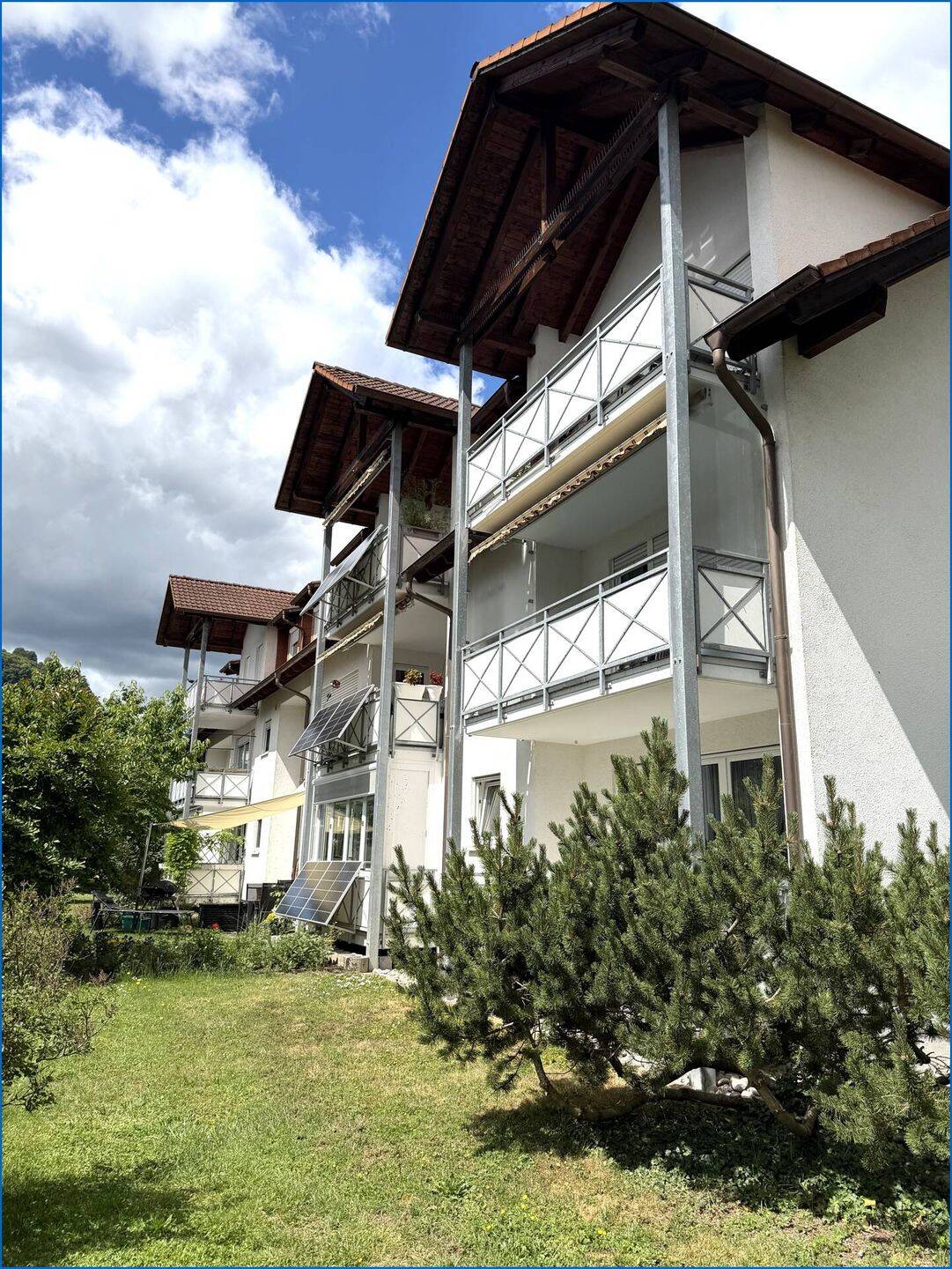 Attraktive, bezugsfreie 4,5 Zi.-Wohnung in Singen-Nordstadt, ruhig, mit schönem Balkon/ERBPACHT., 78224 Singen (Hohentwiel)