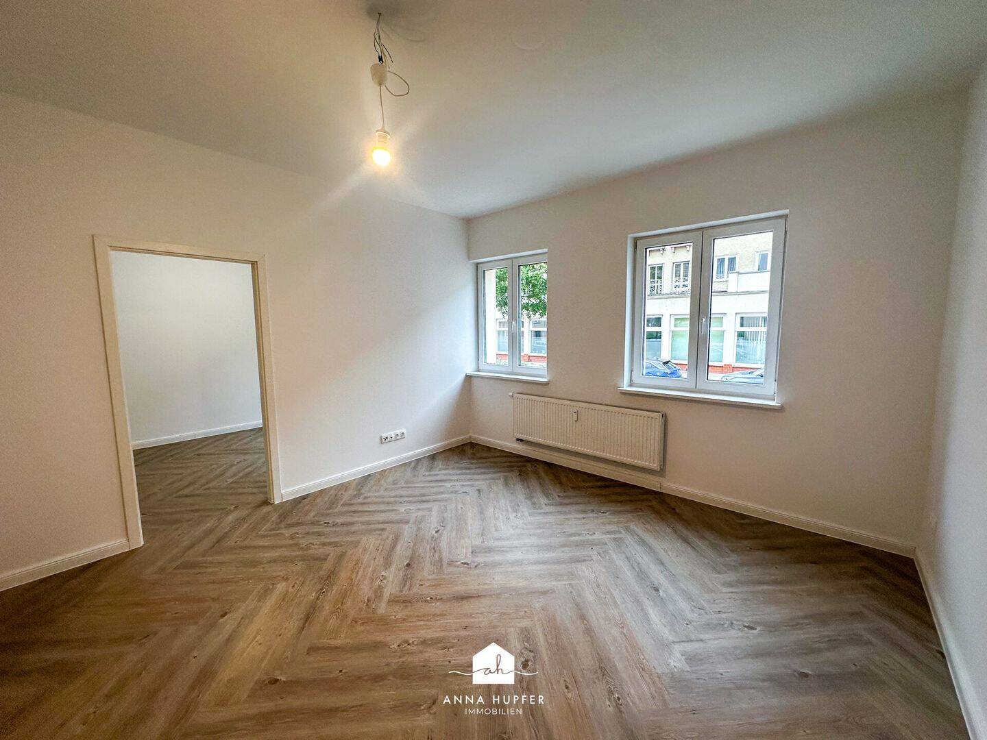 Sanierte 3-Raumwohnung mit Balkon im Erdgeschoss, 7545 Gera (Bieblach Innenstadt Ostviertel Pforten Untermhaus)