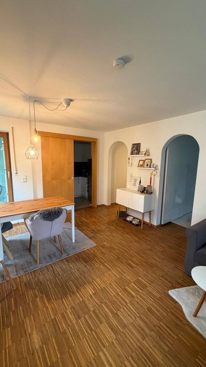 Möblierte 1,5-Zimmer-Wohnung zur UNTERVERMIETUNG in Taufkirchen, 82024 Taufkirchen