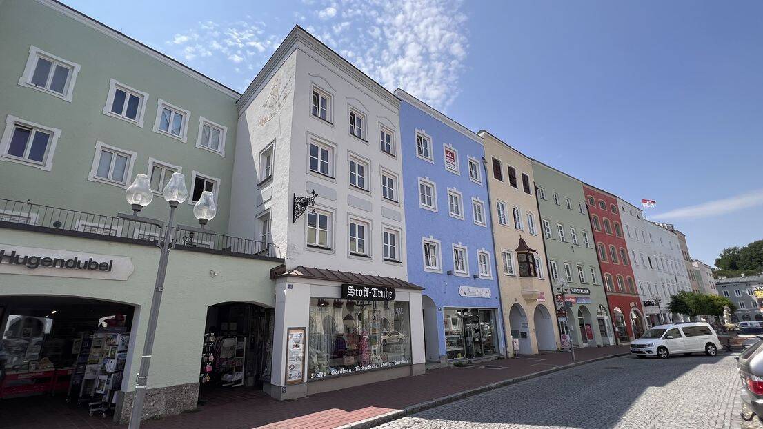 … AIGNER – charmante Stadthauswohnung im Herzen der Einkaufsstadt Mühldorf am Inn …, 84453 Mühldorf a. Inn