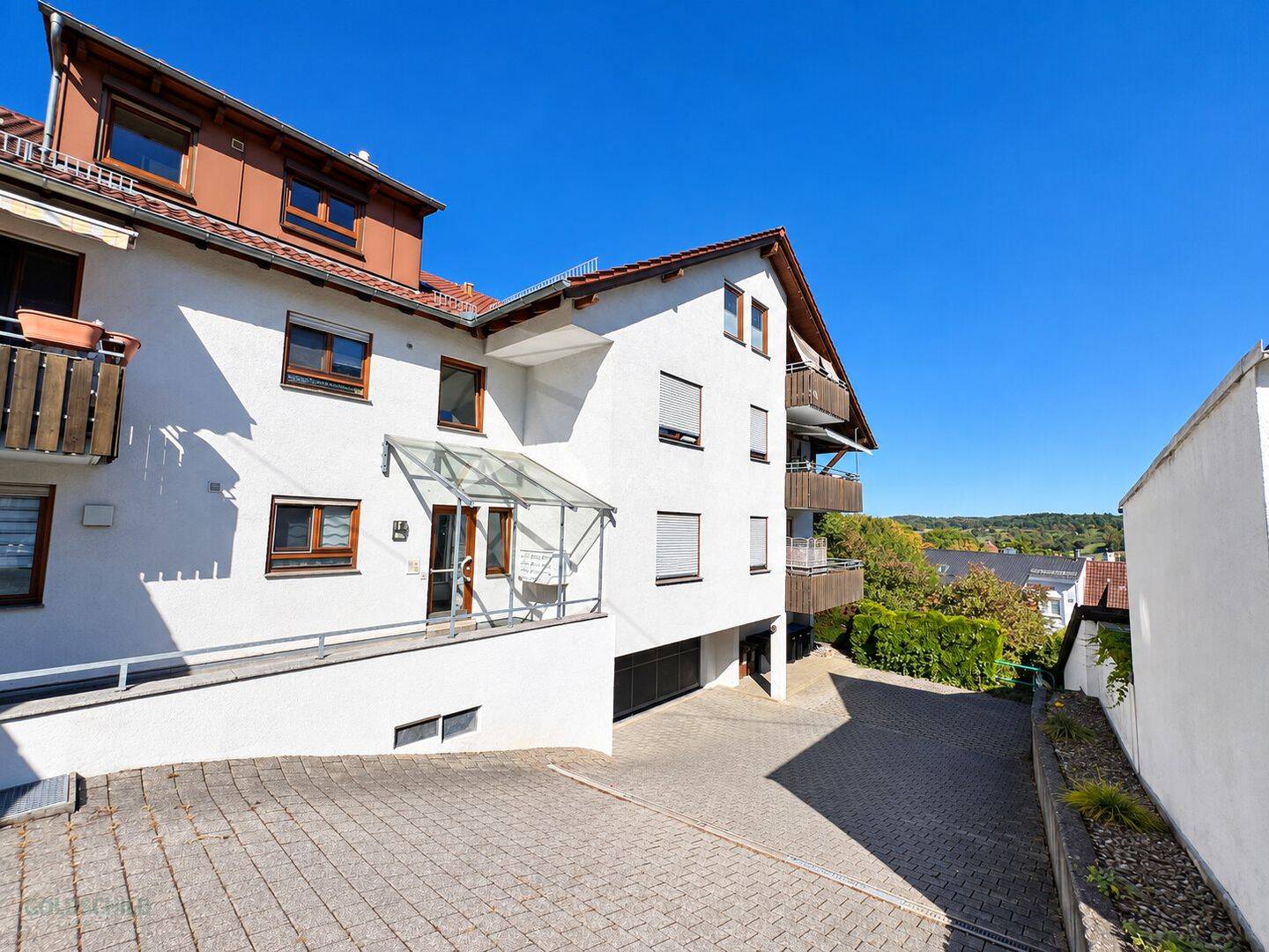 Drei Zimmer, Balkon und Weitblick – Ihr neues Zuhause über den Dächern von Wernau, 73249 Wernau (Neckar)