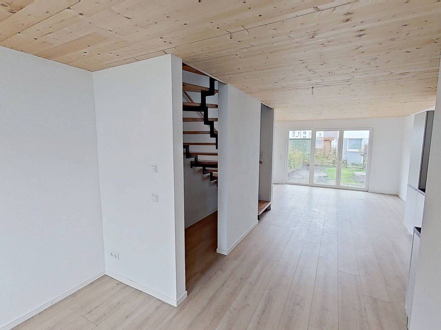 Reihenhaus-Neubau mit 4 Zimmern, EBK, Terrasse und Garten in grüner und ruhiger Wohnlage, 23795 Bad Segeberg
