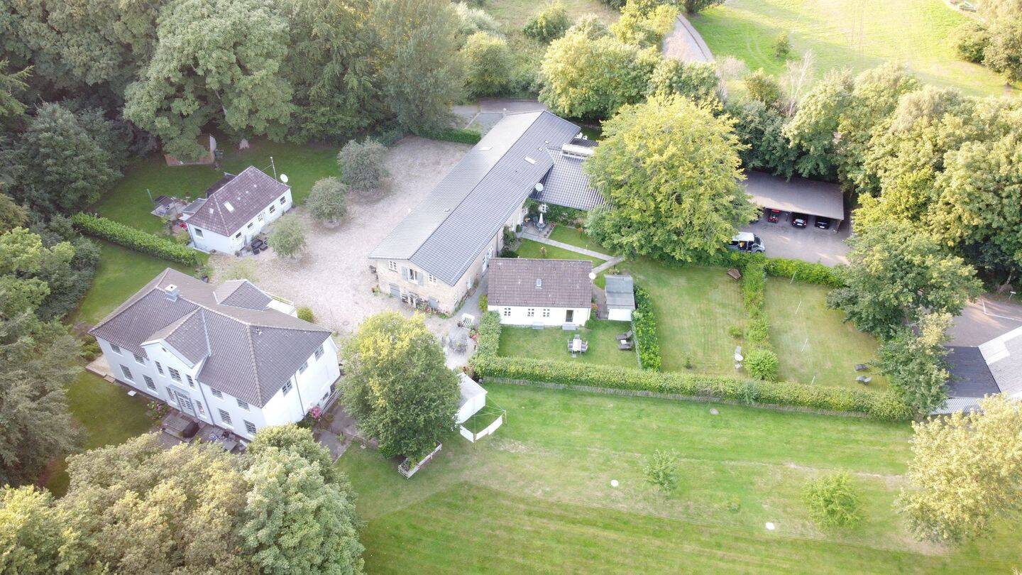 Schleswig-Nord – besondere Maisonettewohnung in erstklassiger Lage direkt am Naherholungswald Tiergarten, 24837 Schleswig