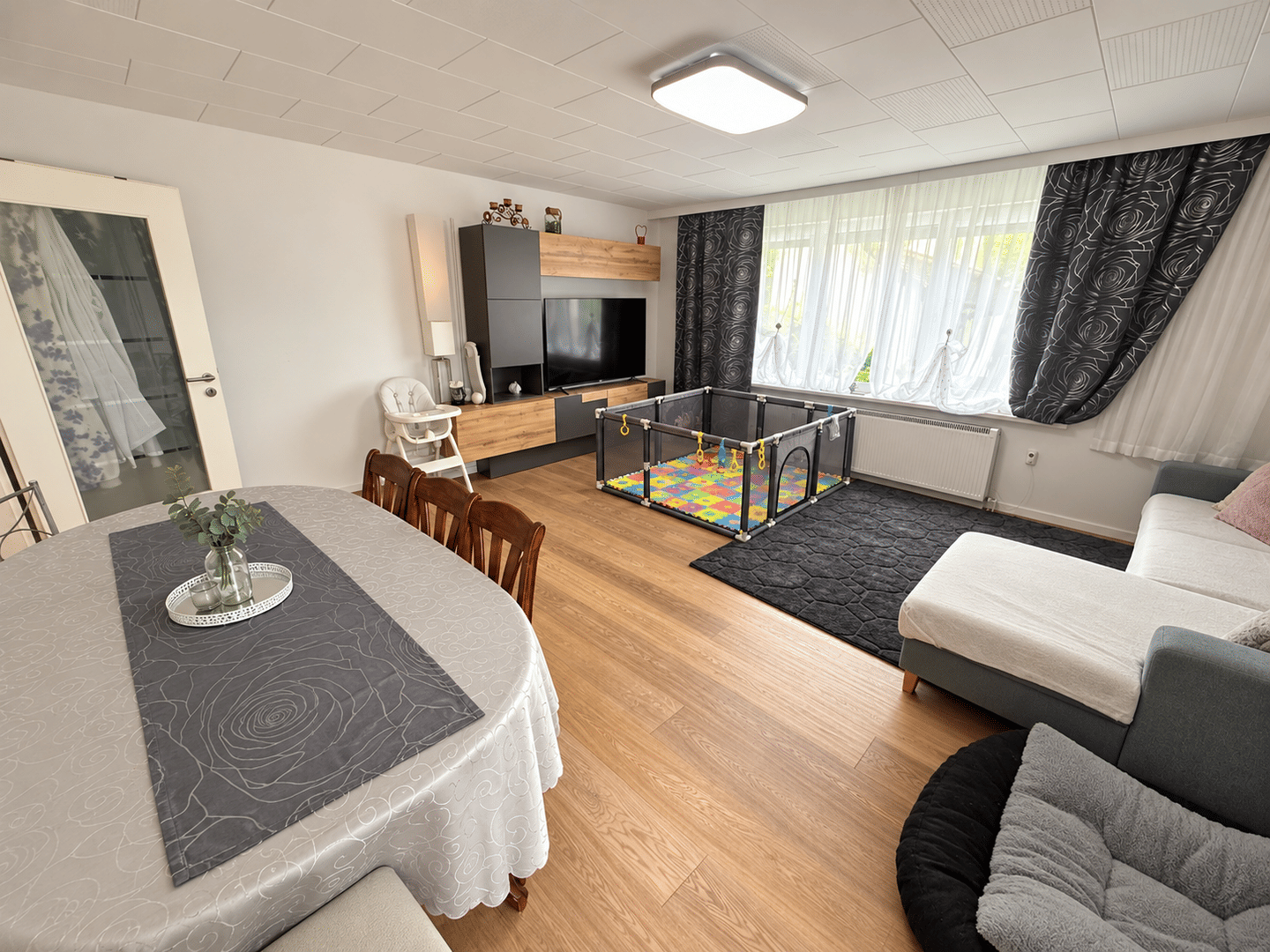 Wohlfühlen im Grünen | Schöne 3-Zimmer-Wohnung mit Terrasse und Gartenanteil, 90579 Langenzenn