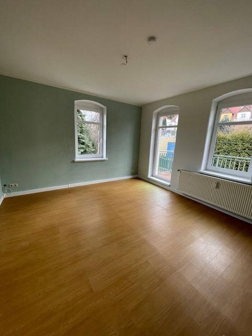 kl. MFH san. AB, 4-Zi. Wohng. 1.OG, 2xBad, 2 Balk., ruhig DD-Süd, 1189 Dresden (Coschütz/Gittersee Kleinpestitz/Mockritz Naußlitz Plauen Räcknitz/Zschertnitz)