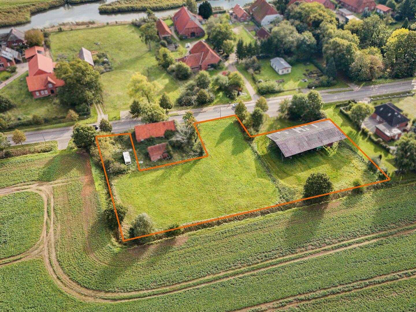 Hallo NEUBAU ! Großes Baugrundstück am Ortsrand vom Amt Neuhaus OT Niendorf gelegen !, 19273 Amt Neuhaus