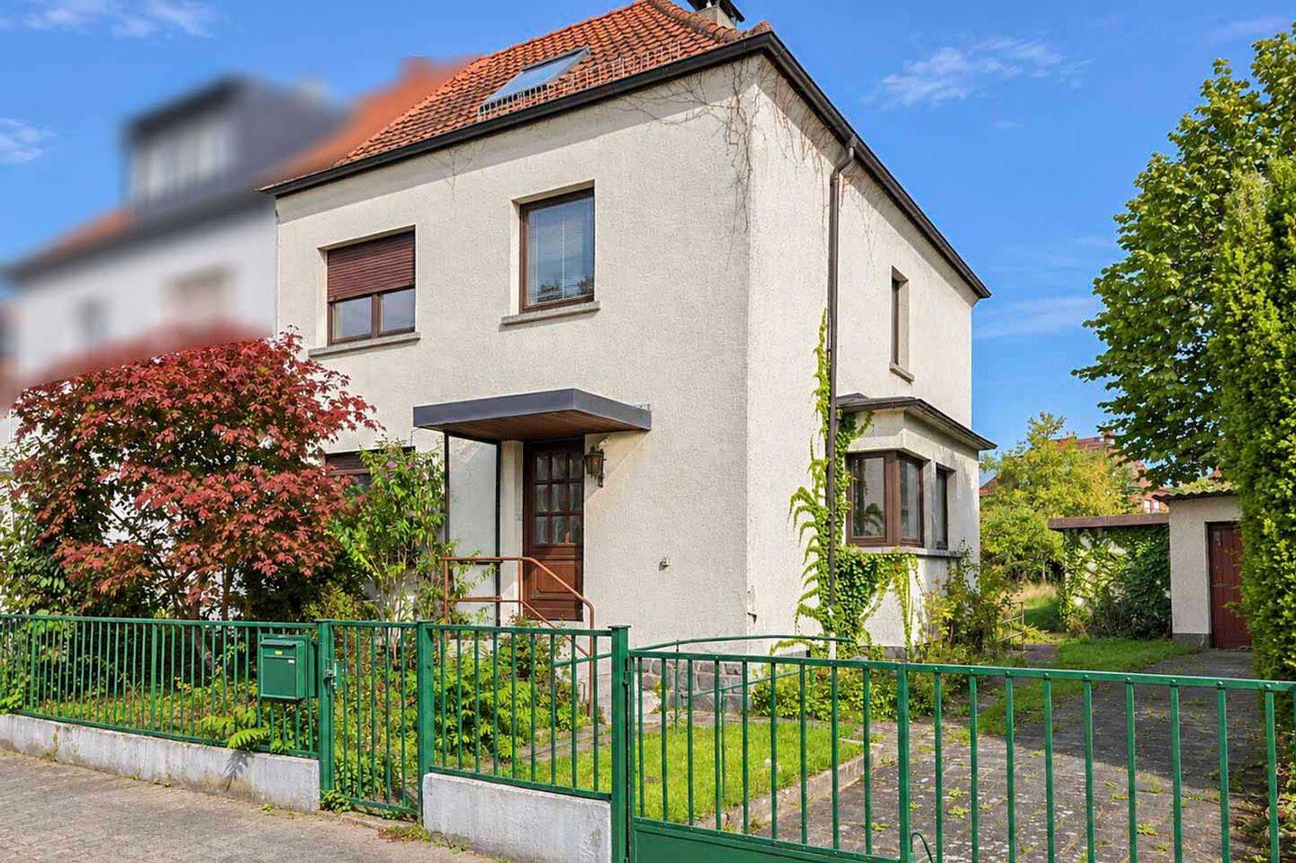 Ein ehrliches Haus in Top-Lage – viel Grundstück, solide Substanz und großes Potenzial, 63452 Hanau (Hanau)