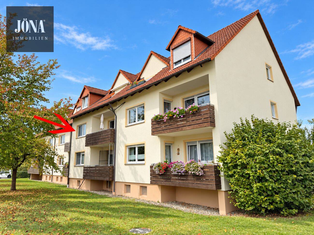 Wohnen im Grünen – vermietete 2,5-Zimmer-Wohnung mit Balkon, Garage und Stellplatz, 96247 Michelau i. OFr.