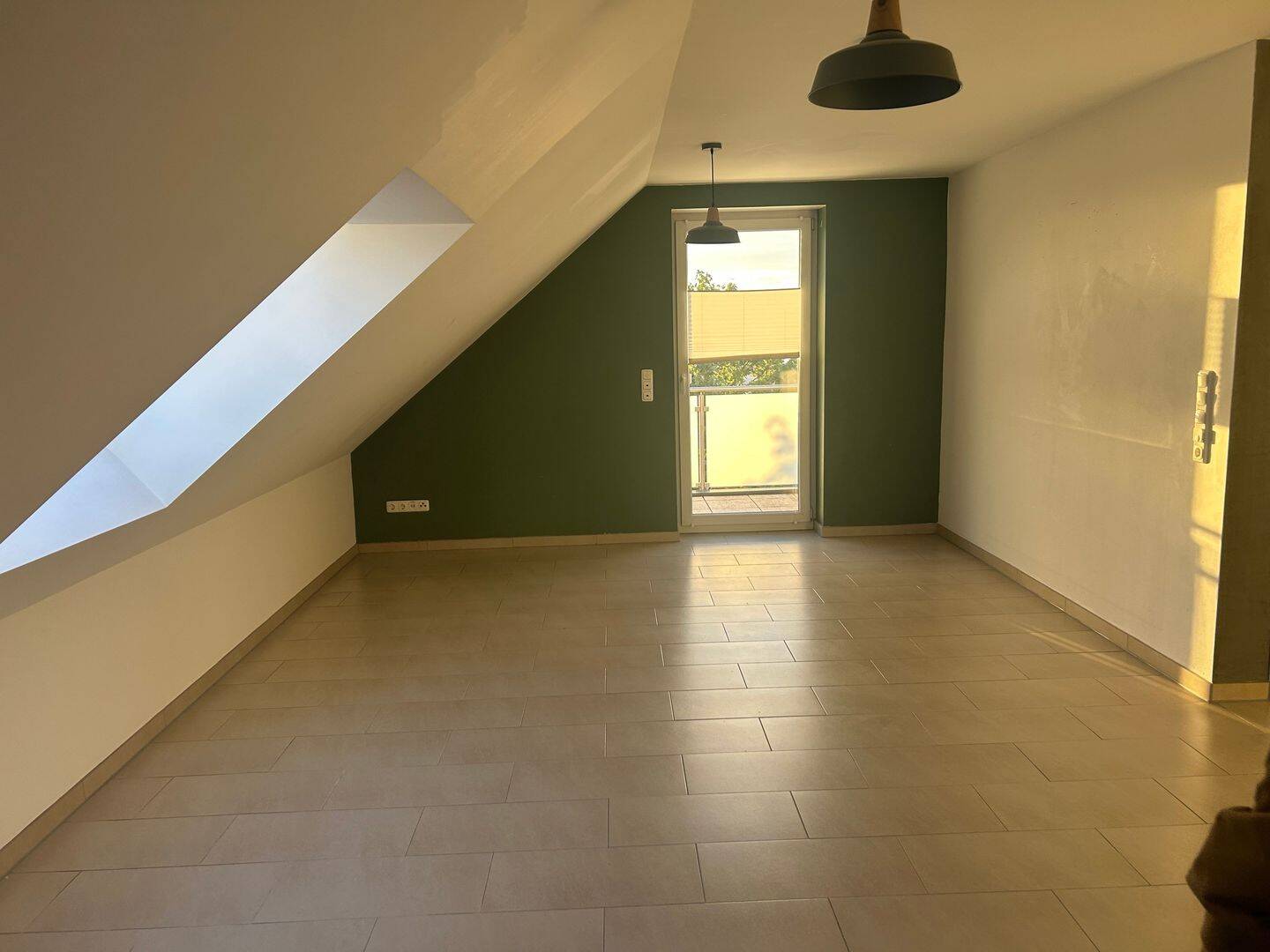 Moderne Dachgeschoss Wohnung in Nettetal Lobberich, 41334 Nettetal