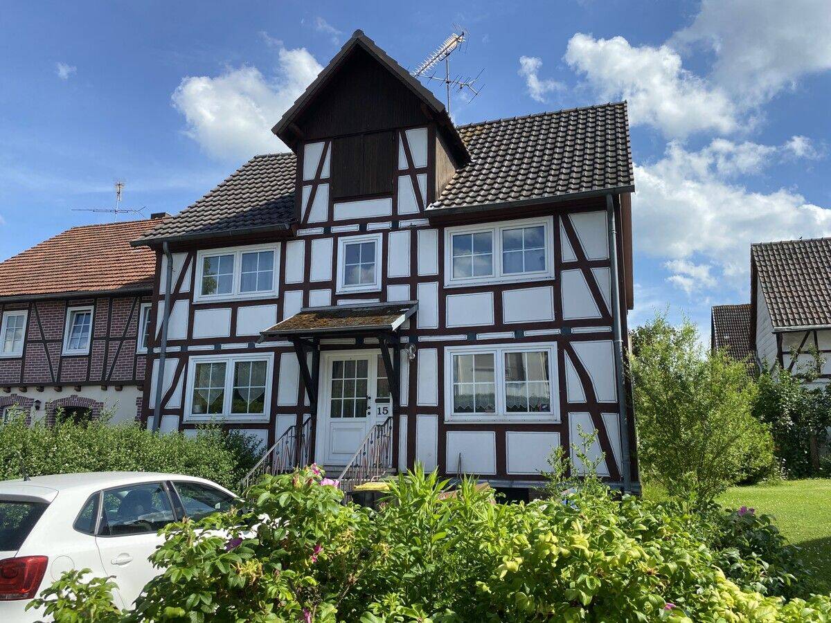 Liebenswertes Fachwerkhaus mit historischem Charme in Wolfhagen-Niederelsungen, 34466 Wolfhagen