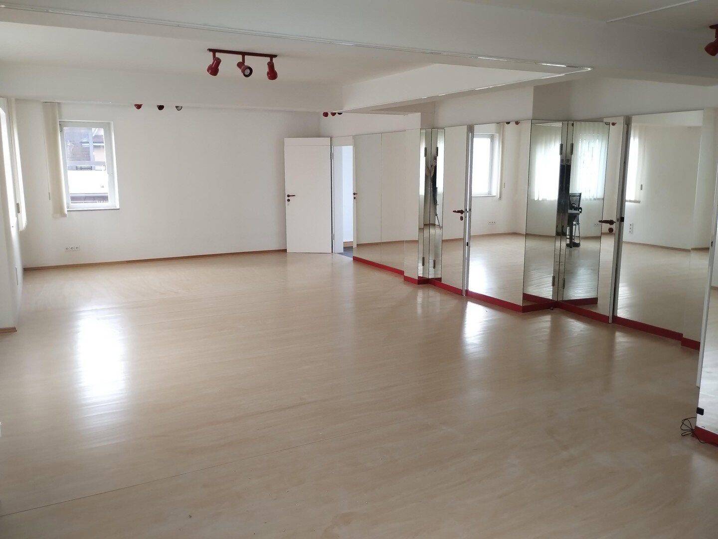 Großzügige 2-Zimmer Loft-Wohnung zu vermieten, 72760 Reutlingen