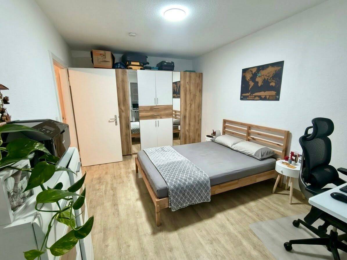 Gemütliche 2-Zimmer Wohnung mit Balkon in zentraler Lage Nürnbergs, 90478 Nürnberg (Dutzendteich Gleißhammer Glockenhof Sankt Peter Zerzabelshof)