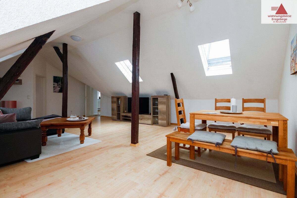 Möblierte Dachgeschosswohnung in modernem Ambiente – zentral in Annaberg-Buchholz!, 9456 Annaberg-Buchholz