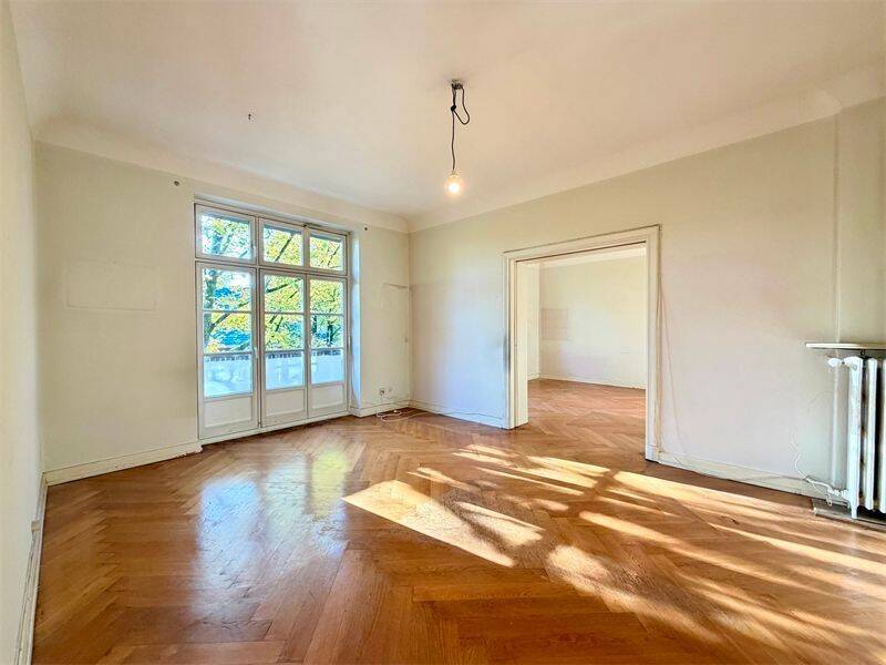 EPPENDORF: Altbau 4,5 Zi., 3. Stock, 3 Balkone, Aufzug, ruhige Lage, großer Innenhof, 20249 Hamburg (Hamburg-Nord Eppendorf Harvestehude Hoheluft-Ost Winterhude)