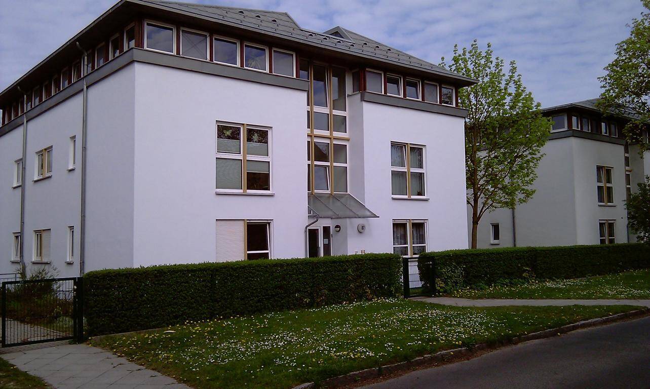 Renovierte 3-Raum Wohnung in Stadtvilla, 12683 Berlin (Marzahn-Hellersdorf Biesdorf Kleingartenanlage Biesenhorst 1)