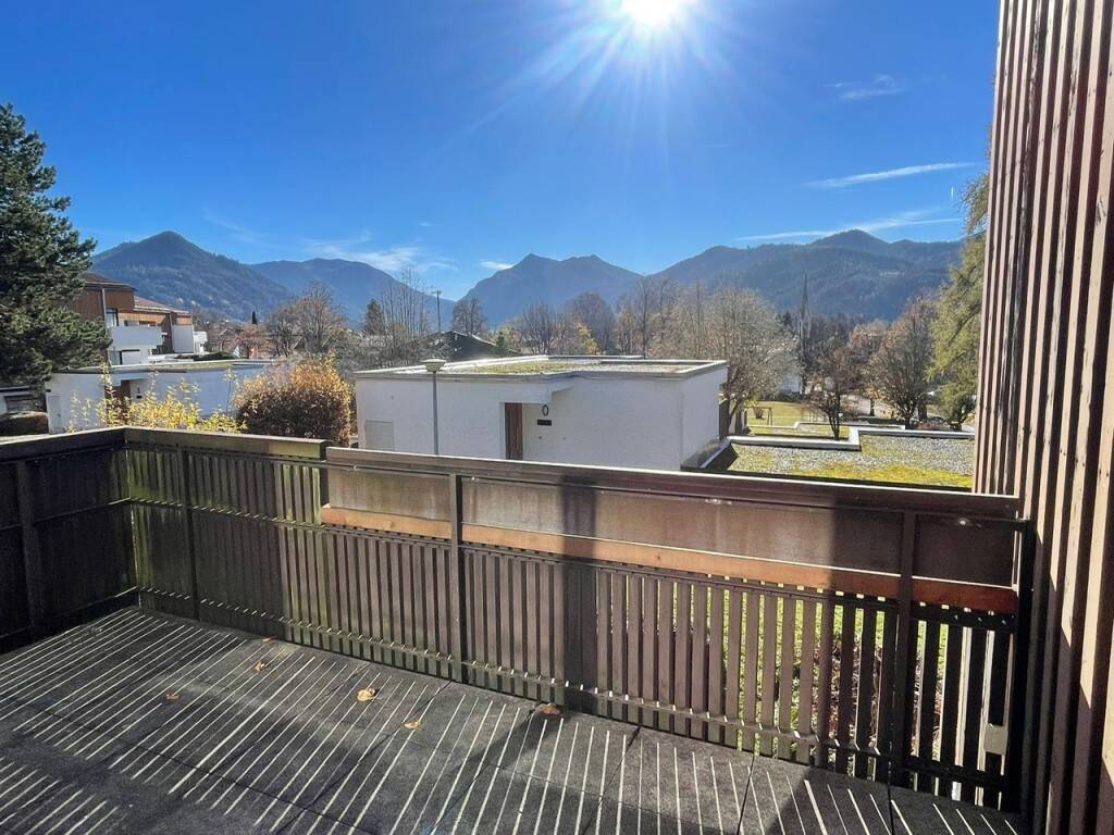 Brück Immobilien – Freie, möblierte 2 Zi.-Ferienwohnung mit Südbalkon und Bergblick, 83727 Schliersee